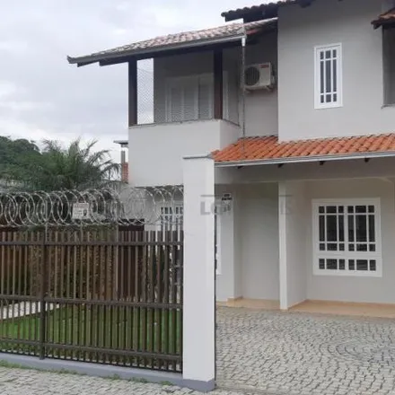 Rent this 2 bed house on Rua Alfândega 28 in Saguaçu, Joinville - SC