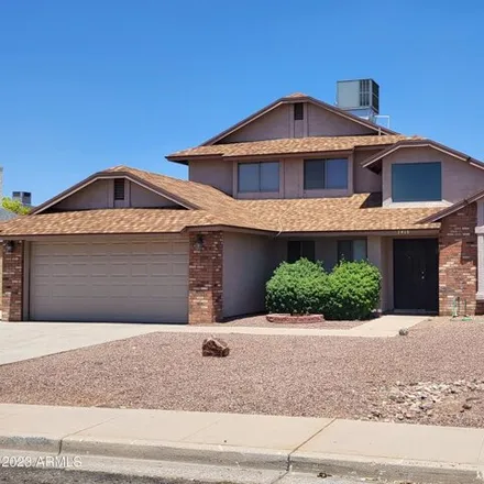 Rent this 3 bed house on 7410 W Cholla St in Peoria, Arizona