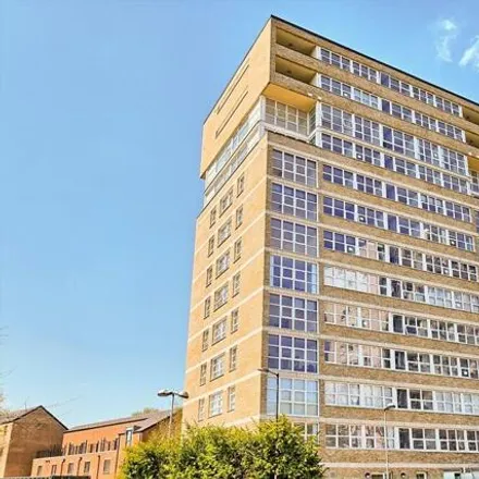 Image 6 - Apple Building, Oldham Road, Manchester, M40 7NS, United Kingdom - Apartment for rent