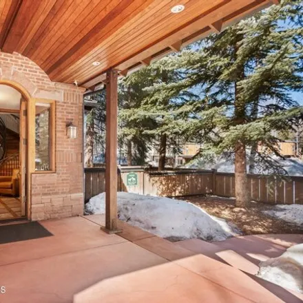 Image 2 - 831 West Main Street, Aspen, CO 81611, USA - House for sale