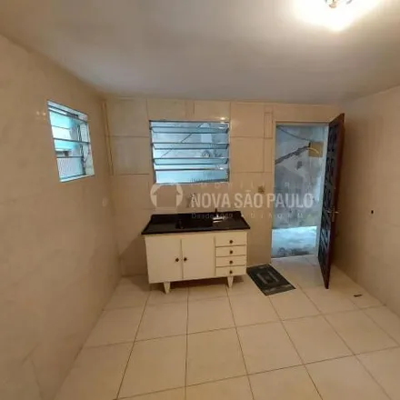 Rent this 1 bed house on Rua Anicauera in Eldorado, Diadema - SP