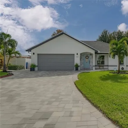 Image 2 - 1700 58th Circle South, Saint Petersburg, FL 33712, USA - House for sale