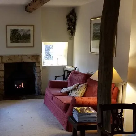 Rent this 3 bed house on Chipping Campden in GL55 6AY, United Kingdom