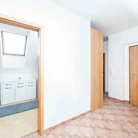 Image 3 - Lomená, 252 50 Jesenice, Czechia - Apartment for rent