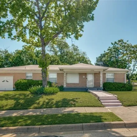 Buy this 3 bed house on 1733 Ransom Ter in Fort Worth, Texas