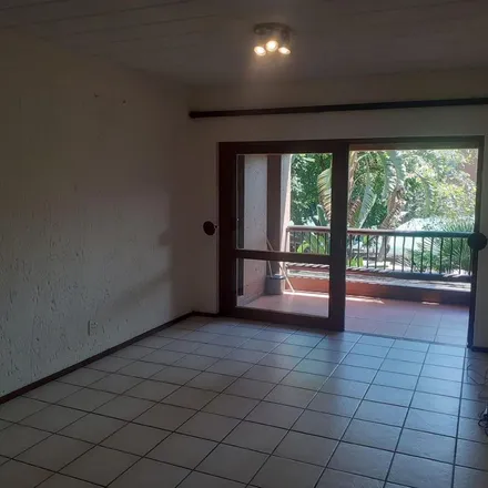 Image 5 - Lewis Avenue, Paulshof, Sandton, 2062, South Africa - Apartment for rent