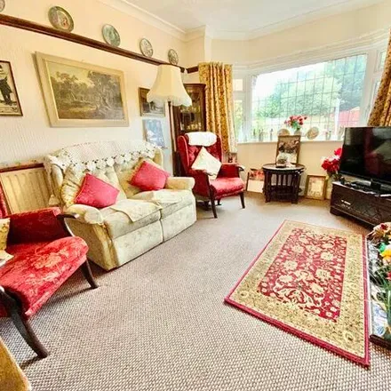 Image 2 - Paisley Road, Bournemouth, Christchurch and Poole, BH6 5EE, United Kingdom - House for sale