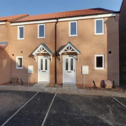 Rent this 2 bed townhouse on Furnace Close in Hykeham Moor, LN6 9ZR