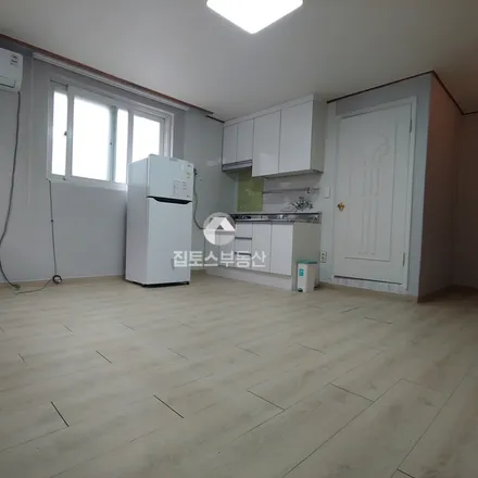 Image 2 - 서울특별시 서초구 양재동 110-7 - Apartment for rent