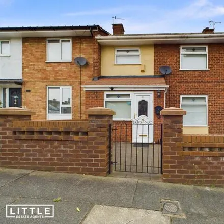 Buy this 3 bed townhouse on Lynton Road in Knowsley, L36 6HE