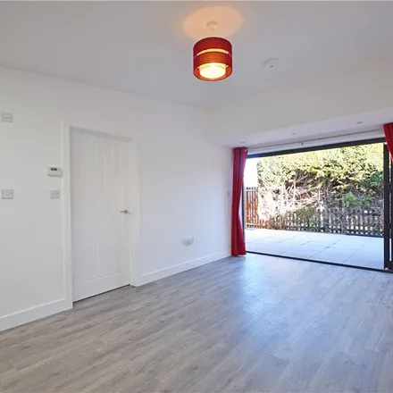 Rent this 1 bed apartment on 40 Dudley Road in Cambridge, CB5 8PJ