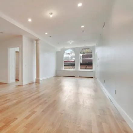 Rent this 3 bed apartment on 121 Wooster Street in New York, NY 10012