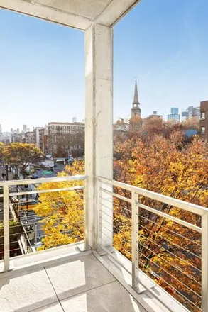 Image 5 - 180 2nd Avenue, New York, NY 10003, USA - House for sale