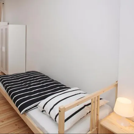 Rent this 6 bed room on Gudé in Köpenicker Straße 1, 10997 Berlin