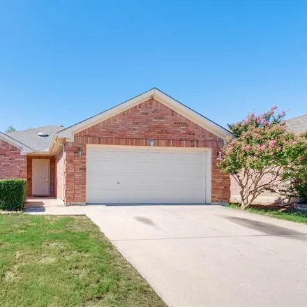 Rent this 3 bed house on 8713 Lariat Circle in Fort Worth, TX 76244