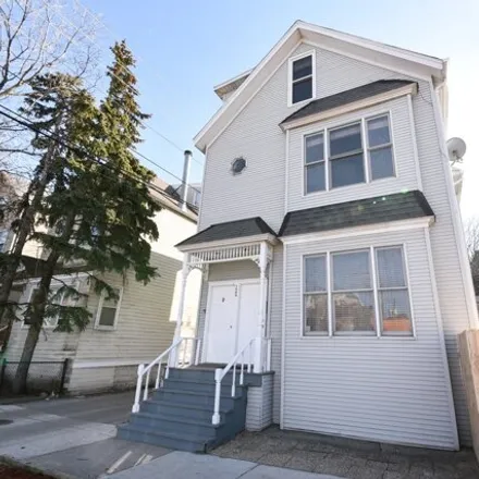 Buy this 6 bed house on 1549 West Barry Avenue in Chicago, IL 60618