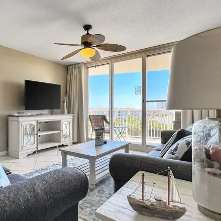 Rent this 2 bed condo on Destin