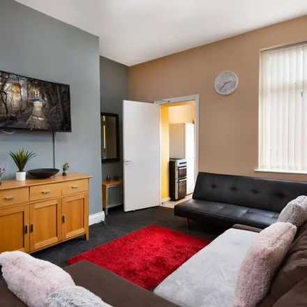 Image 2 - Newcastle upon Tyne, NE4 6PY, United Kingdom - Apartment for rent