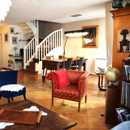 Rent this 4 bed apartment on Paris