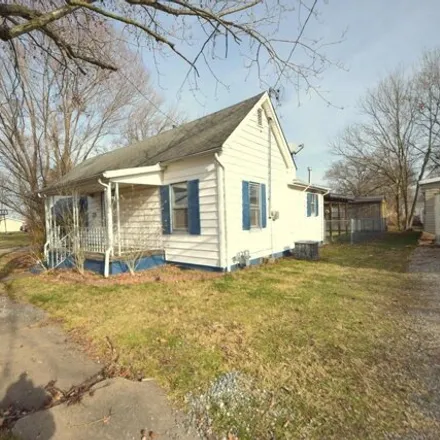 Buy this 2 bed house on 780 North 30th Street in Herrin, IL 62948