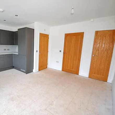 Image 3 - 12 The Rise, Southwell CP, NG25 0RZ, United Kingdom - Townhouse for rent