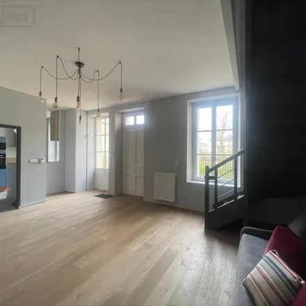 Rent this 3 bed apartment on 43 Rue Poterie in 41100 Vendôme, France