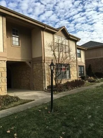 Buy this 1 bed condo on 6164 Stornoway Drive South in Columbus, OH 43213