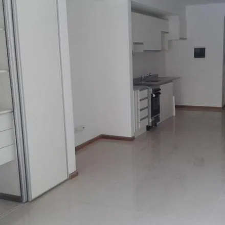 Buy this studio apartment on Cochabamba 818 in Constitución, 1150 Buenos Aires