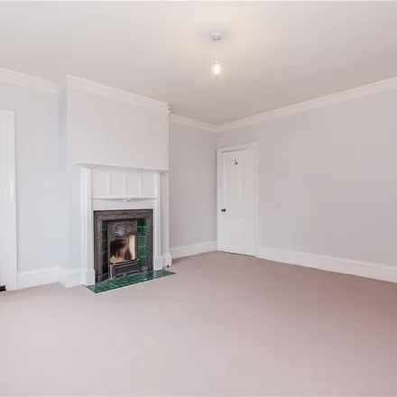 Image 3 - Woodstock Road, Central North Oxford, Oxford, OX2 7NA, United Kingdom - Apartment for rent