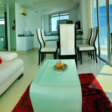 Rent this 3 bed apartment on Cine Colombia in Carrera 1, Bocagrande