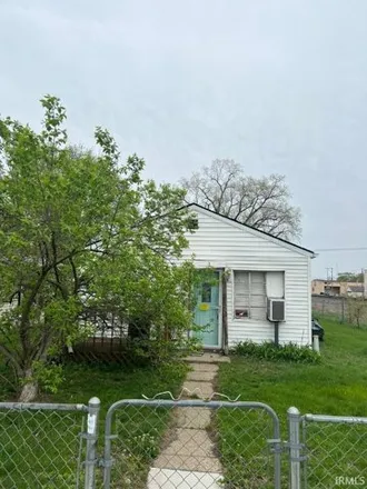 Buy this 1 bed house on 298 Meridian Street in Mishawaka, IN 46544