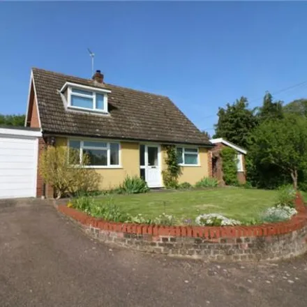 Buy this 3 bed house on Oakhall Cottage in Church Road, Hethel