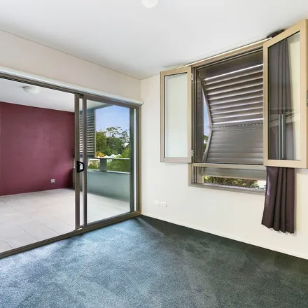Image 7 - Vie 5, 8 Alexandra Drive, Camperdown NSW 2050, Australia - Apartment for rent