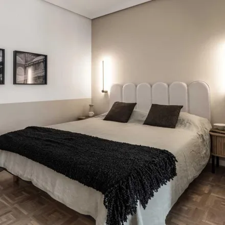 Rent this 3 bed apartment on Crowhill Shoes in Calle de Orense, 28020 Madrid