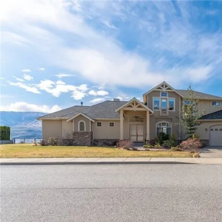 Buy this 4 bed house on 108 Waterview Drive in Chelan, Chelan County