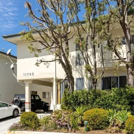 Image 1 - 11743 Mayfield Ave Apt 3, Los Angeles, California, 90049 - House for rent