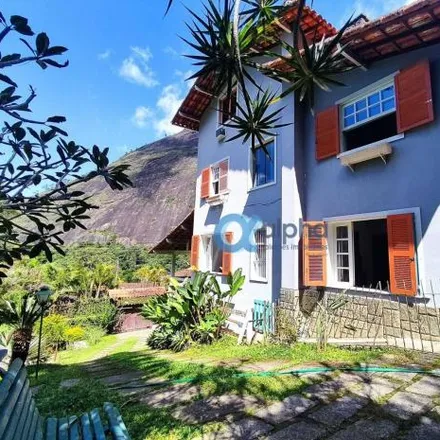 Buy this 6 bed house on Rua das Acácias in Retiro, Petrópolis - RJ