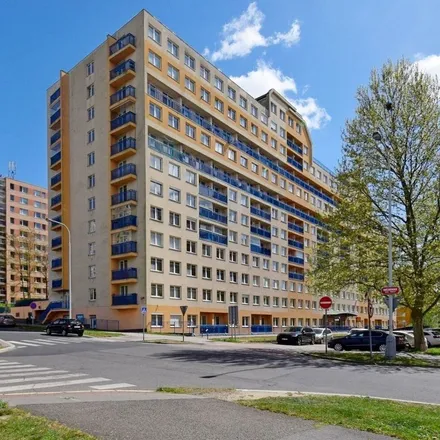 Rent this 1 bed apartment on AlzaBox in Hnězdenská, 181 00 Prague