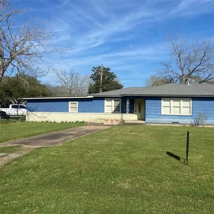 Buy this 3 bed house on 197 North River Drive in Columbus, TX 78934
