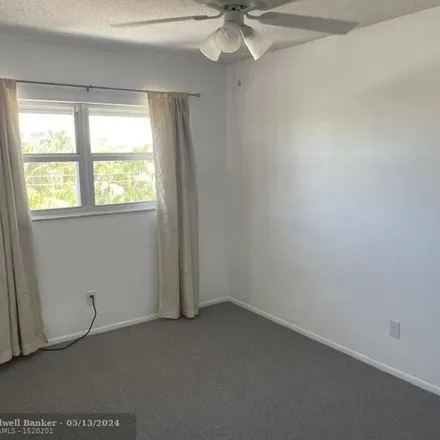 Image 2 - Northeast 51st Street, Coral Ridge Isles, Fort Lauderdale, FL 33308, USA - Apartment for rent