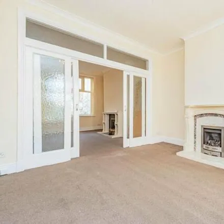 Image 4 - Clifton Road, Burnley, BB12 0HN, United Kingdom - Townhouse for sale