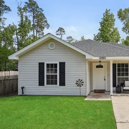 Buy this 3 bed house on 2118 Robin Street in Ozone Woods, St. Tammany Parish