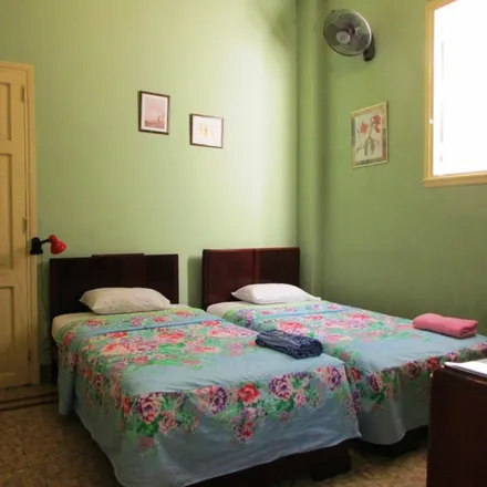 Rent this 4 bed apartment on Príncipe