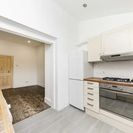 Rent this 1 bed apartment on Windsor Road in London, N7 6BD