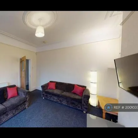 Rent this 6 bed townhouse on 45 Walton Road in Sheffield, S11 8RE