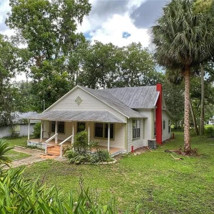 Buy this 3 bed house on 177 Northwest 254 Street in Newberry, FL 32669