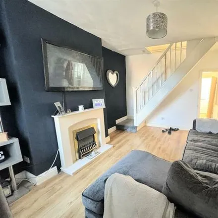 Image 4 - Day Street, Liverpool, L13 3DB, United Kingdom - House for sale