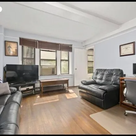 Buy this studio apartment on 319 E 50th St Apt 3B in New York, 10022