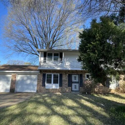 Buy this 3 bed house on 3037 Castleman Street in Memphis, TN 38118