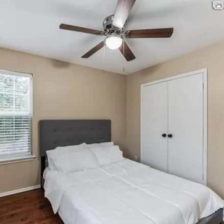 Rent this studio house on Garland